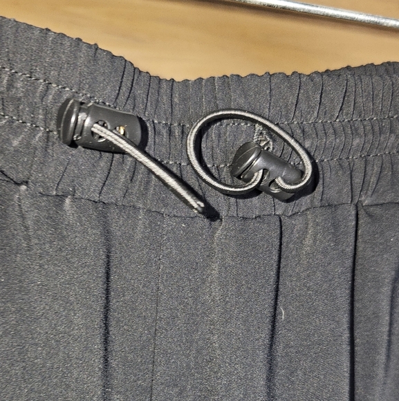 Gemma and Jane Women's Dressy Black Cargo Pants Jogger Style Elastic Waist Med - Picture 7 of 13